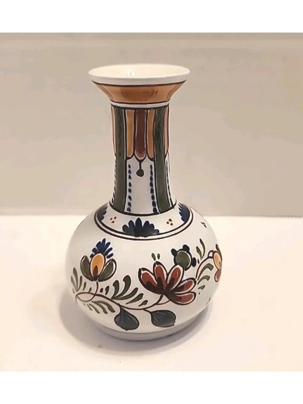 Royal Delft De Koninklijke Porceleyne Fles Vintage Petit Vase Signed Netherlands